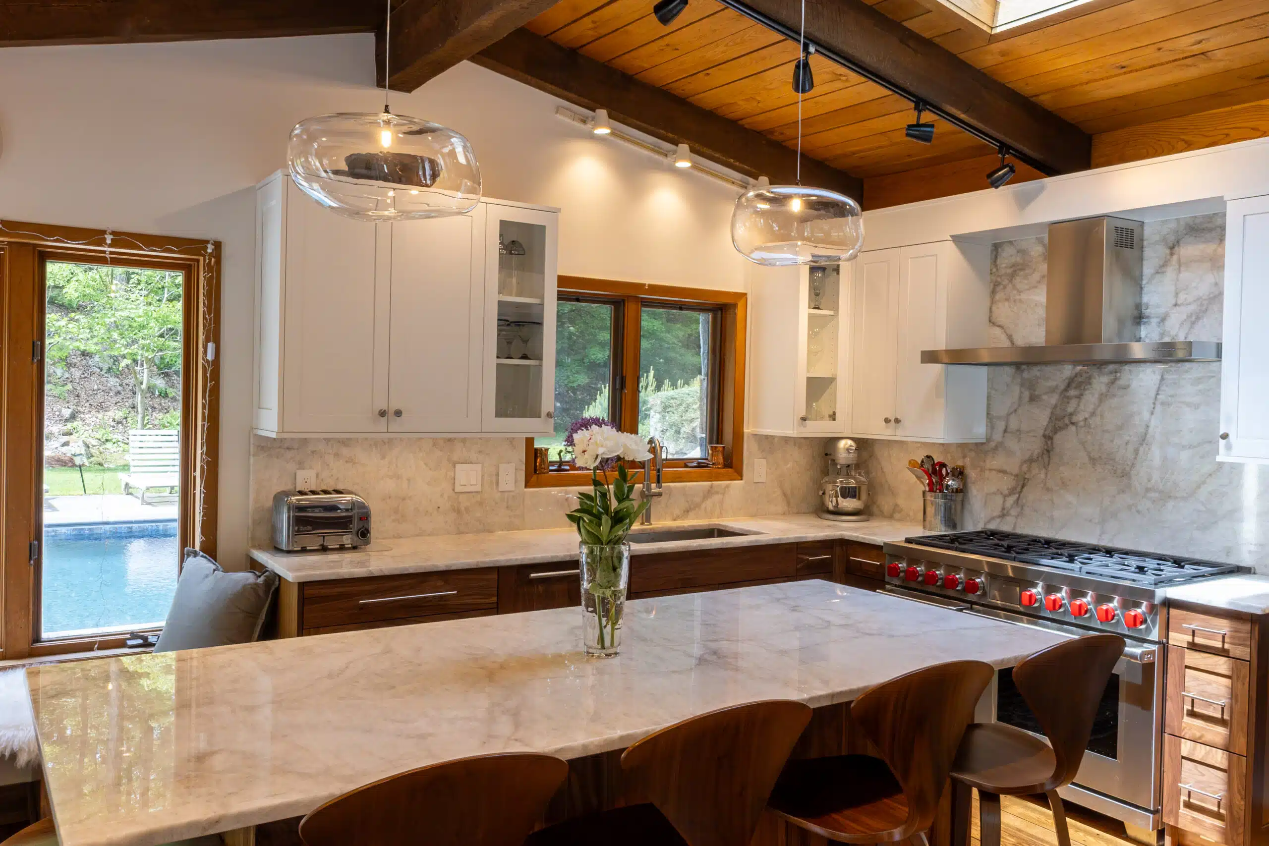 Timeless-Stone-kitchen-walls-center-island