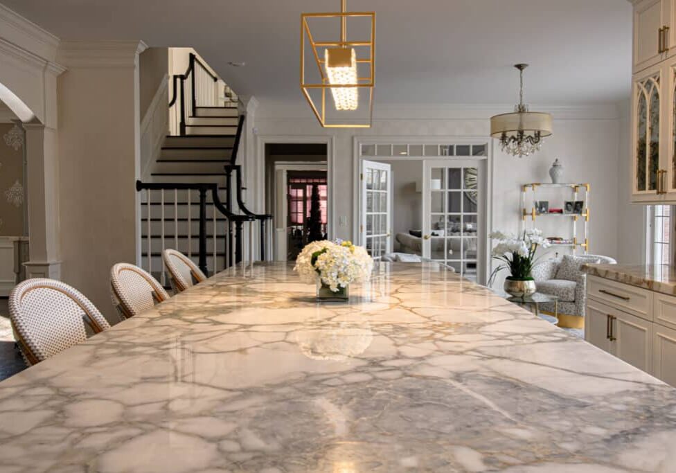 Timeless-Stone-center-island-brownx2560 Timeless-Stone-center-island-brownx2560