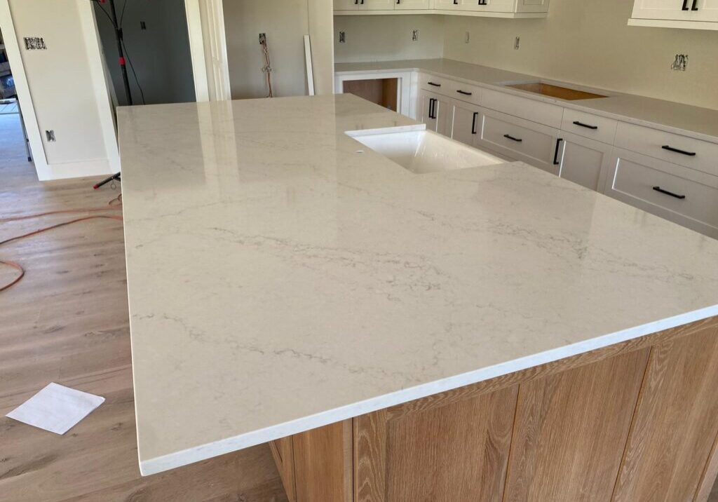 Timeless-Stone-quartz-hanstone-montauk-polished-b009 Timeless-Stone-quartz-hanstone-montauk-polished-b009